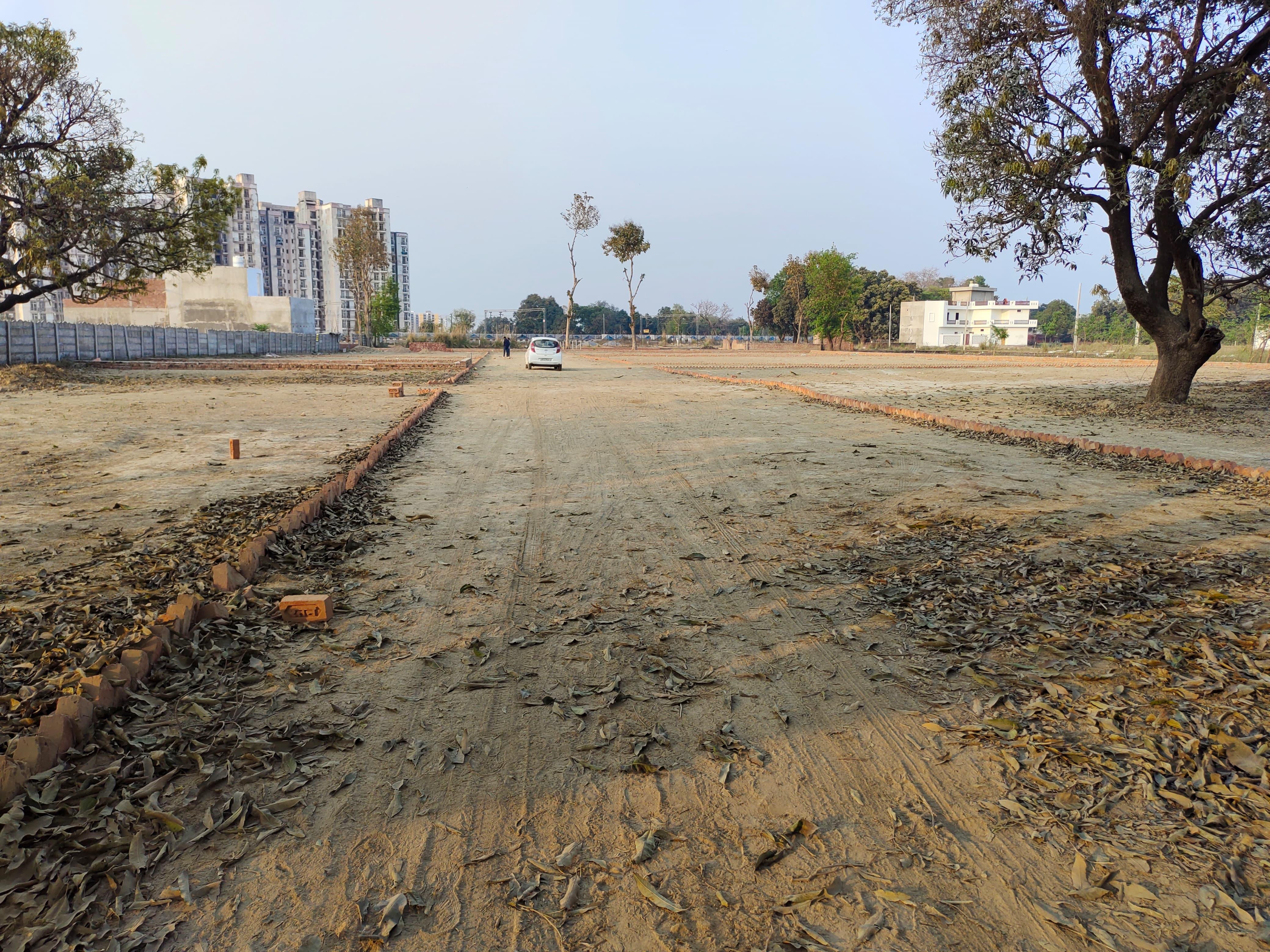 Deep Vihar Extension Plots, Sushant Golf City, Ansal